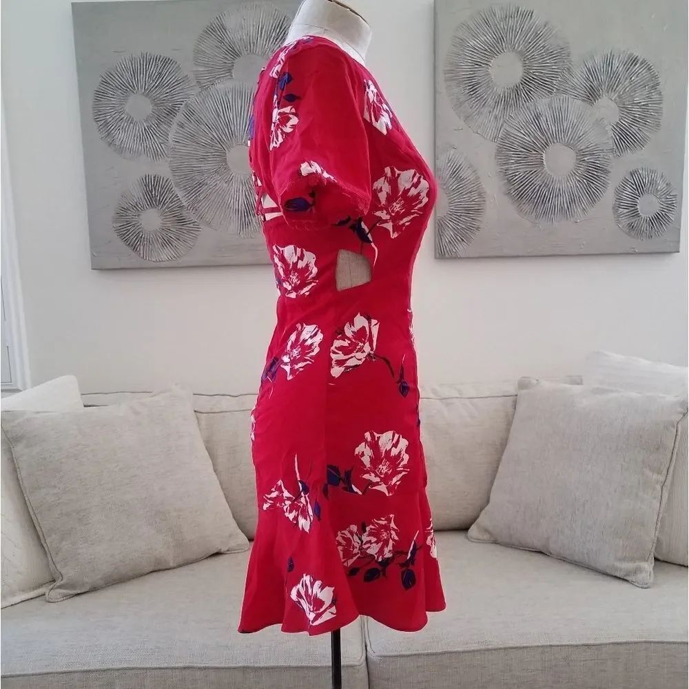 Socialite Cutout Fit & Flare Dress sz Small - Picture 4 of 8